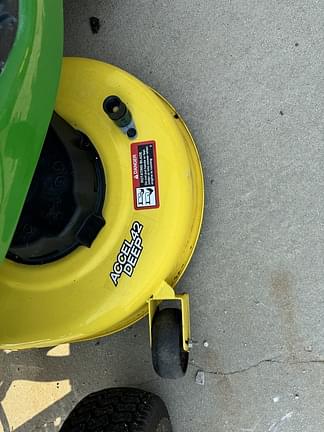 Image of John Deere X350 equipment image 4