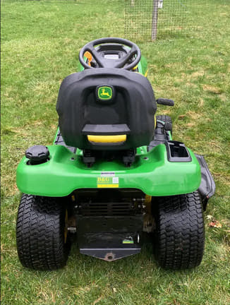 Image of John Deere X350 equipment image 4