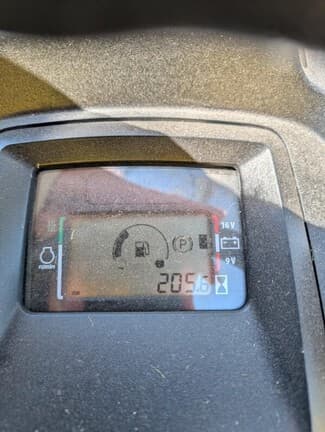 Image of John Deere X350 equipment image 4