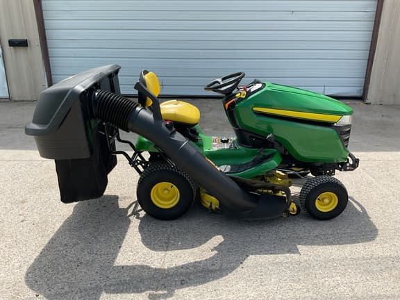 Image of John Deere X350 equipment image 4