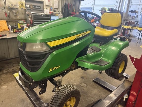 2017 John Deere X350 Equipment Image0