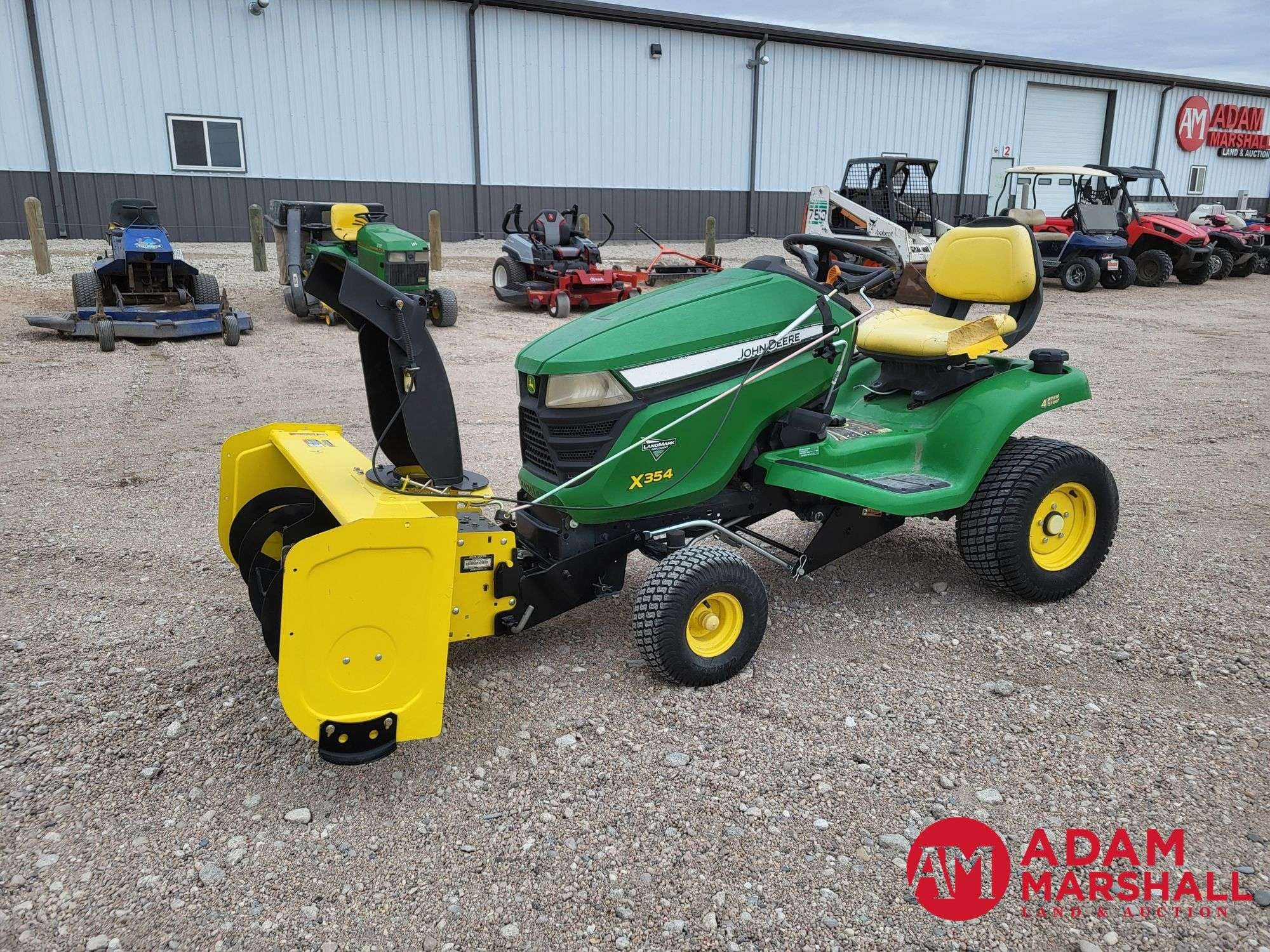 2017 John Deere X354 Equipment Image0