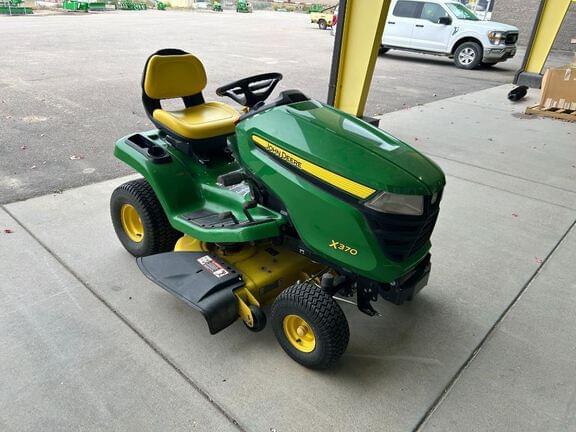 Image of John Deere X370 Primary image