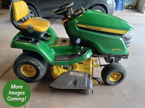 2017 John Deere X370 Equipment Image0