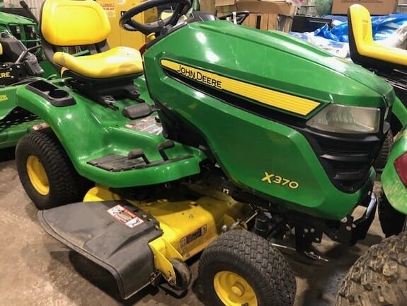 Main image John Deere X370