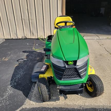 Image of John Deere X370 equipment image 2