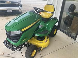 2017 John Deere X370 Image