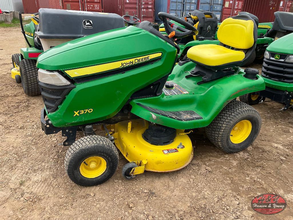 Image of John Deere X370 Primary image
