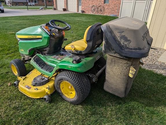 Image of John Deere X380 equipment image 2