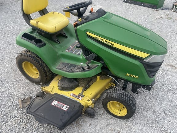 2017 John Deere X380 Equipment Image0