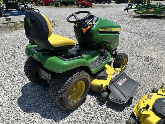 Image of John Deere X380 equipment image 3