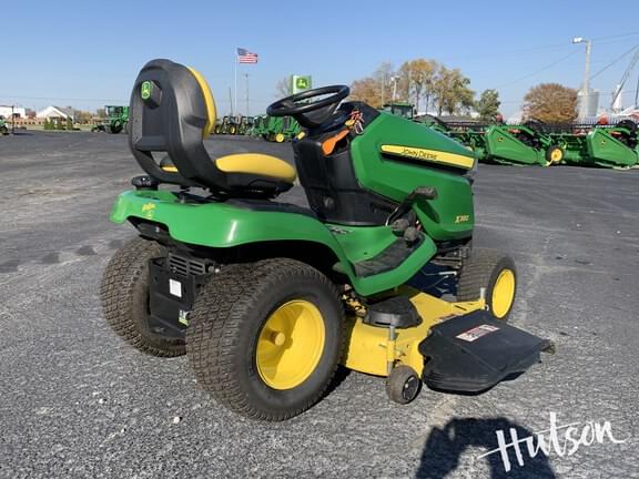 Image of John Deere X380 equipment image 4
