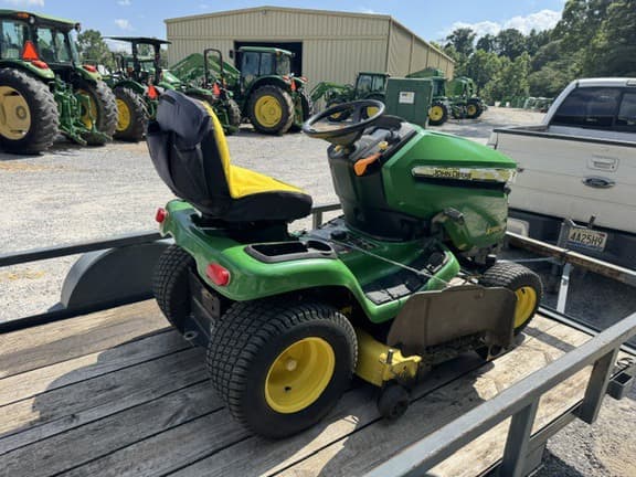 Image of John Deere X380 equipment image 3