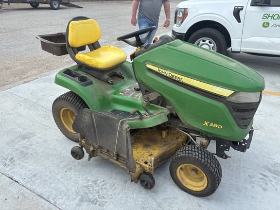 Image of John Deere X380 equipment image 1