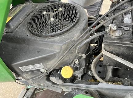 Image of John Deere X380 equipment image 4