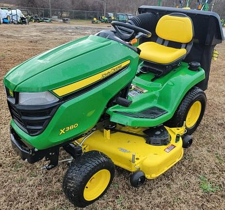 Image of John Deere X380 equipment image 1