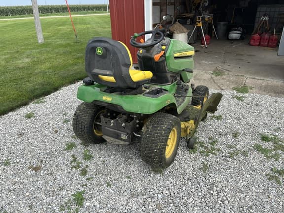 Image of John Deere X384 equipment image 2
