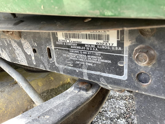 Image of John Deere X384 equipment image 4