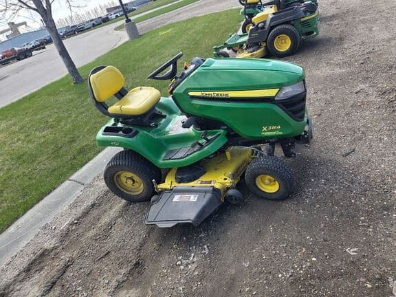 Image of John Deere X384 equipment image 4