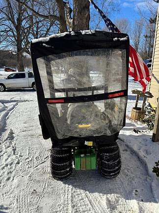 Image of John Deere X390 equipment image 3