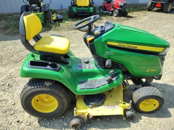 Image of John Deere X390 equipment image 2