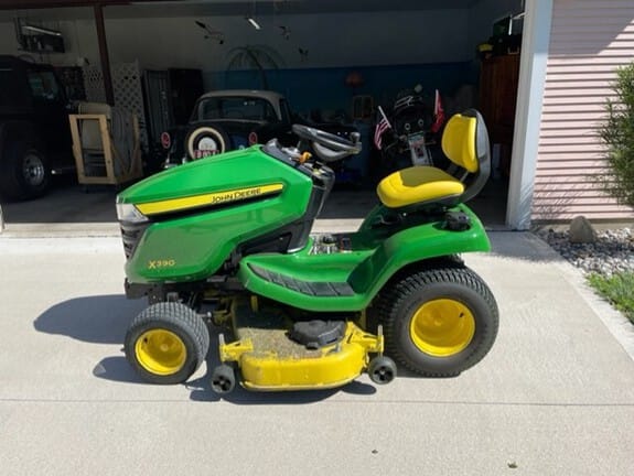 Main image John Deere X390