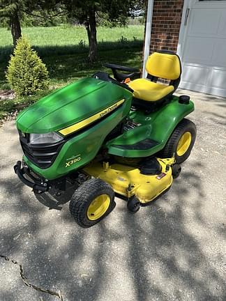Image of John Deere X390 equipment image 2