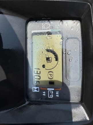 Image of John Deere X390 equipment image 4