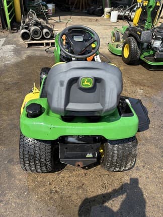 Image of John Deere X390 equipment image 3