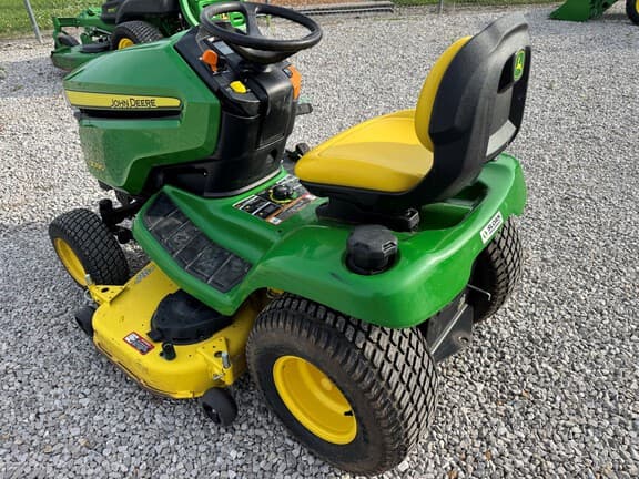 Image of John Deere X390 Image 0