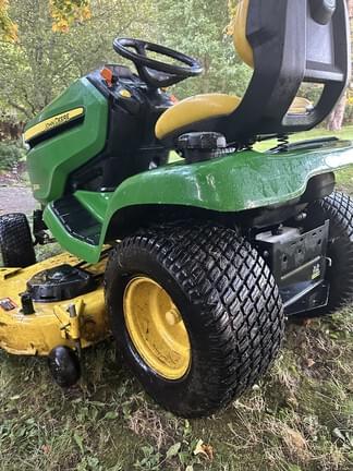 Image of John Deere X390 equipment image 4