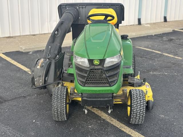 Image of John Deere X390 equipment image 1