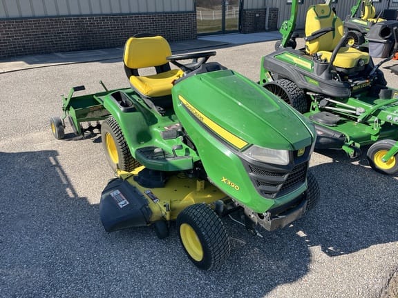 2017 John Deere X390 Equipment Image0