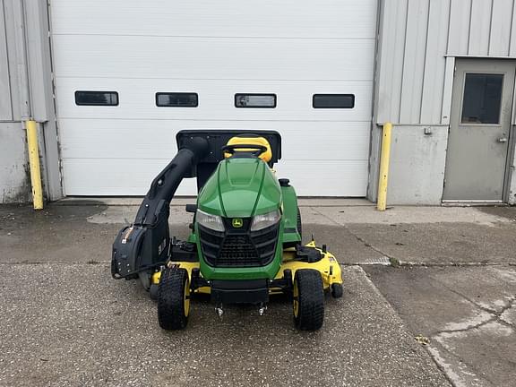 Image of John Deere X390 equipment image 2