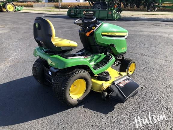 Image of John Deere X390 equipment image 4