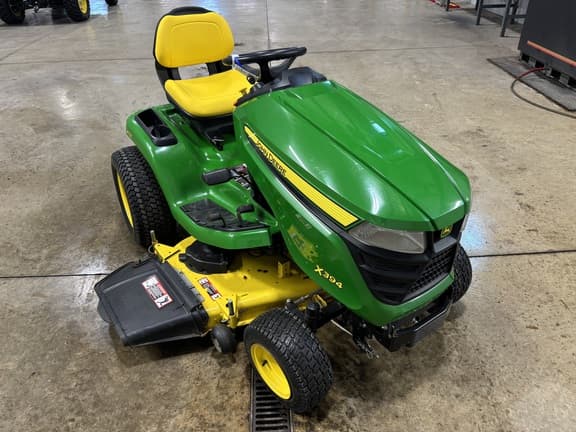 Image of John Deere X394 equipment image 2