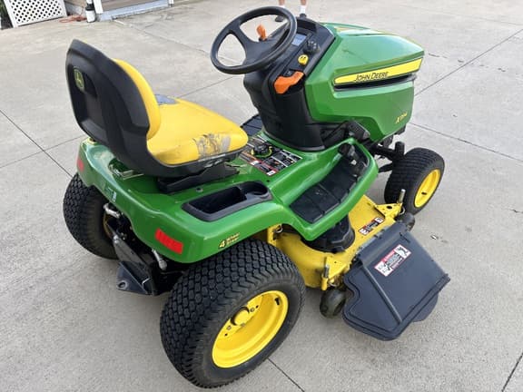 Image of John Deere X394 equipment image 3