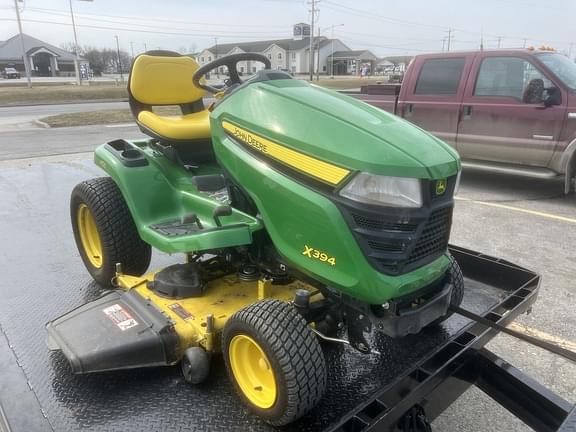 Image of John Deere X394 equipment image 1