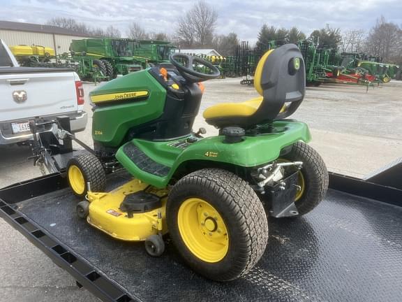 Image of John Deere X394 equipment image 3