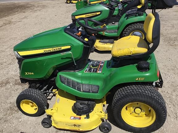 Image of John Deere X394 equipment image 1