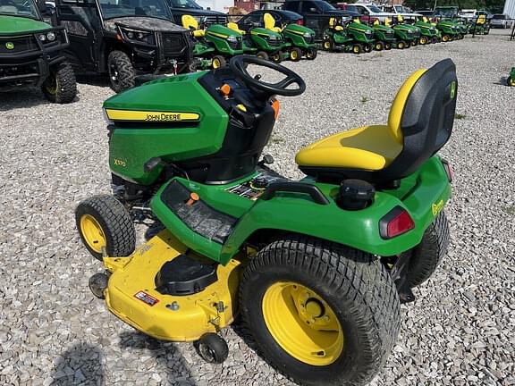 Image of John Deere X570 equipment image 1