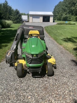 Image of John Deere X570 equipment image 1