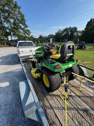 Image of John Deere X570 equipment image 3