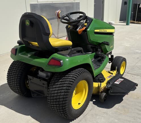 Image of John Deere X570 equipment image 2