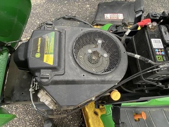 Image of John Deere X570 equipment image 4