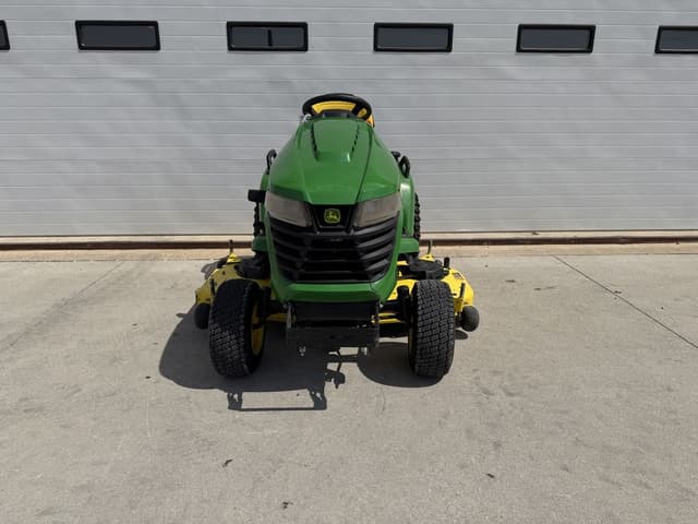 Image of John Deere X580 equipment image 1