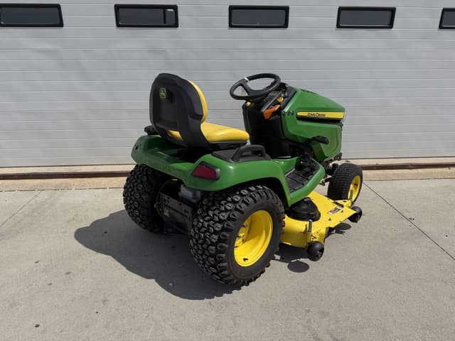 Image of John Deere X580 equipment image 4