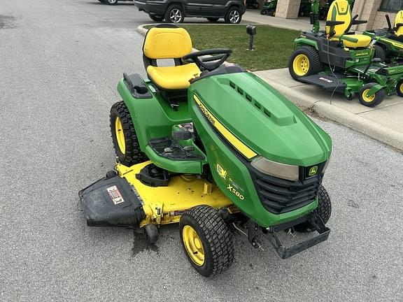 Image of John Deere X580 equipment image 4