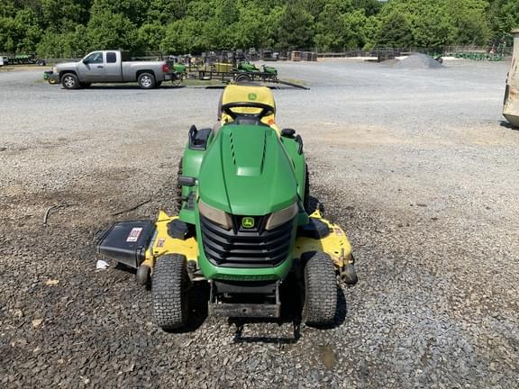 Image of John Deere X580 equipment image 3