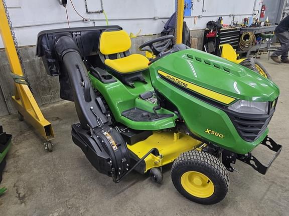 Image of John Deere X580 Image 1